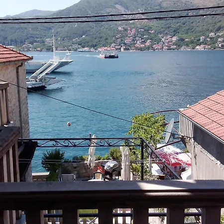 Apartment Aleksandar Tivat Exterior photo