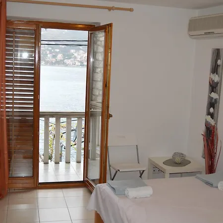 Apartment Aleksandar Tivat Exterior photo