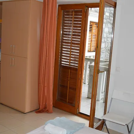 Apartment Aleksandar Tivat Exterior photo